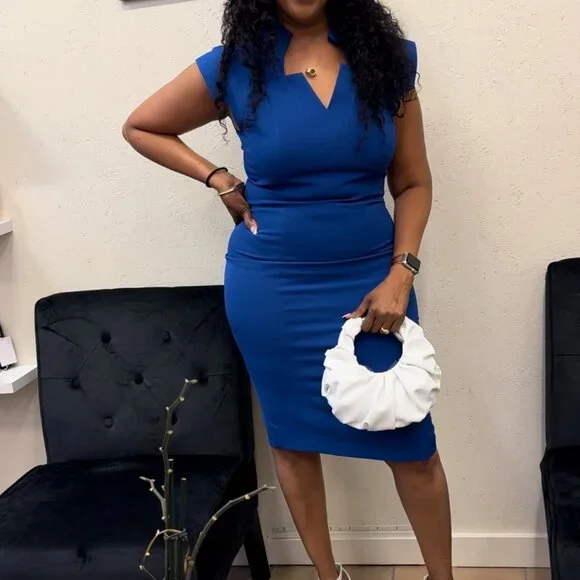 Sleeveless Notch Neck Midi Dress - Picture 3 of 4